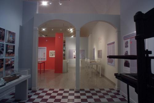 Vista de sala. De la pluma a la imprenta: La cultura impresa en Puerto Rico 1806 - 1906. 2009