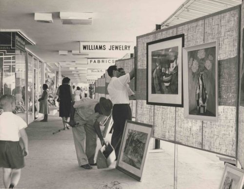 1961-04-03 The First San Juan Outdoor Art Show and Sale0008