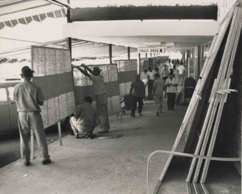 1961-04-03 The First San Juan Outdoor Art Show and Sale0010