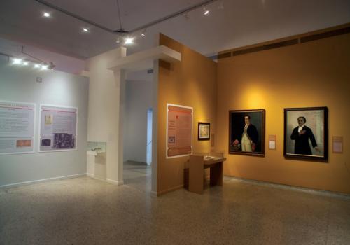 Vista de sala. De la pluma a la imprenta: La cultura impresa en Puerto Rico 1806 - 1906. 2009
