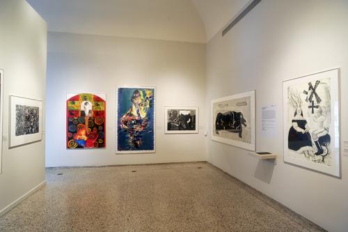 Vista de sala. Premios de la Bienal de San Juan del Grabado Latinoamericano y del Caribe: 1970-2001. Foto Jesús E. Marrero