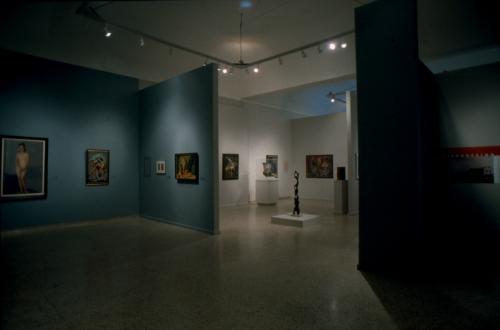 Vista de sala. Cien años de historia, arte y enseñanza. 2003
