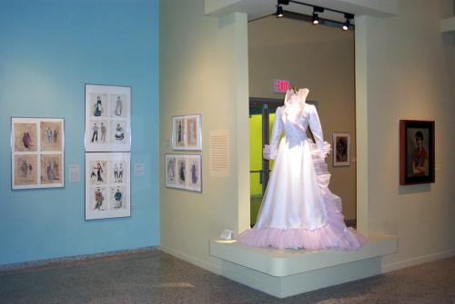 Vista de sala. Carlos Marichal: poeta de la línea. 2003