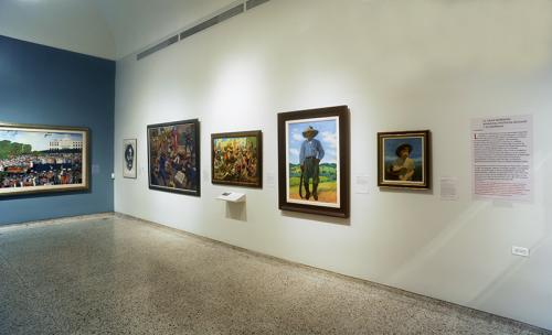 Vista de Sala. Reflejos de la historia de Puerto Rico en el arte: 1751-1950. Foto Jesús E. Marrero
