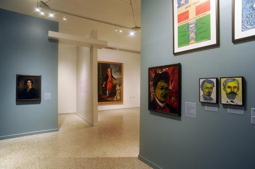 Vista de Sala. Reflejos de la historia de Puerto Rico en el arte: 1751-1950. Foto Jesús E. Marrero